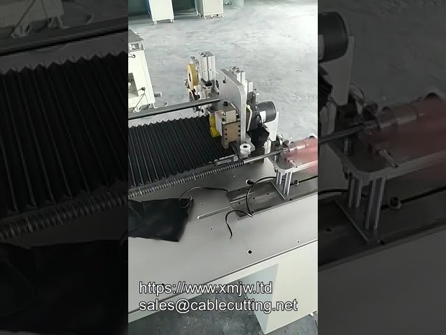 Αυτόματη Μηχανή Περιέλιξης Σύρματος Ελατηρίου για Ηλεκτρικά Καλώδια Πηνίου